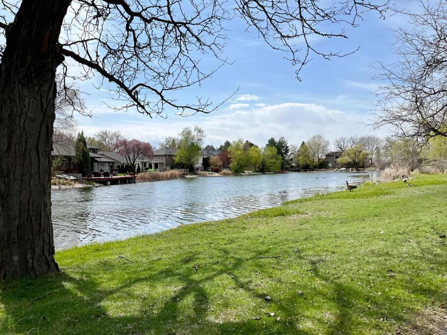 Lake Front Studio With Kayaks Bikes Near Greenbelt Boise Luaran gambar